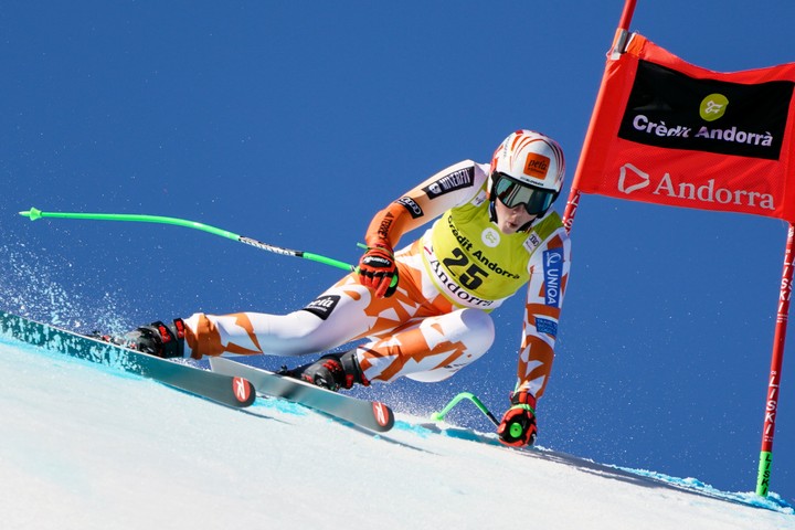 Vlhová po Super G stráca na pódium Svetového pohára 44 bodov, Odermatt je pred obrákom 58 bodov za Maierom